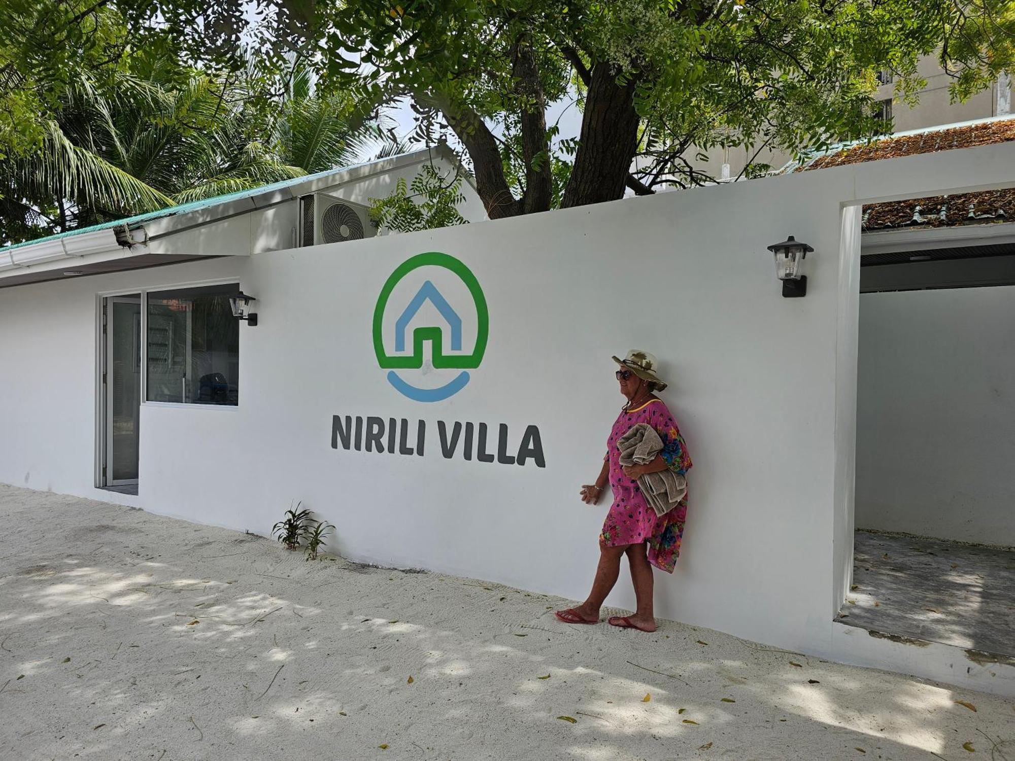 Nirili Villa Dhiffushi Eksteriør billede